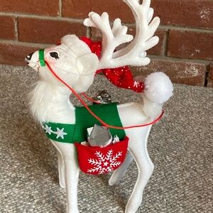 Annalee 2007 White Snowflake Reindeer Christmas Felt Figure Holiday Decor